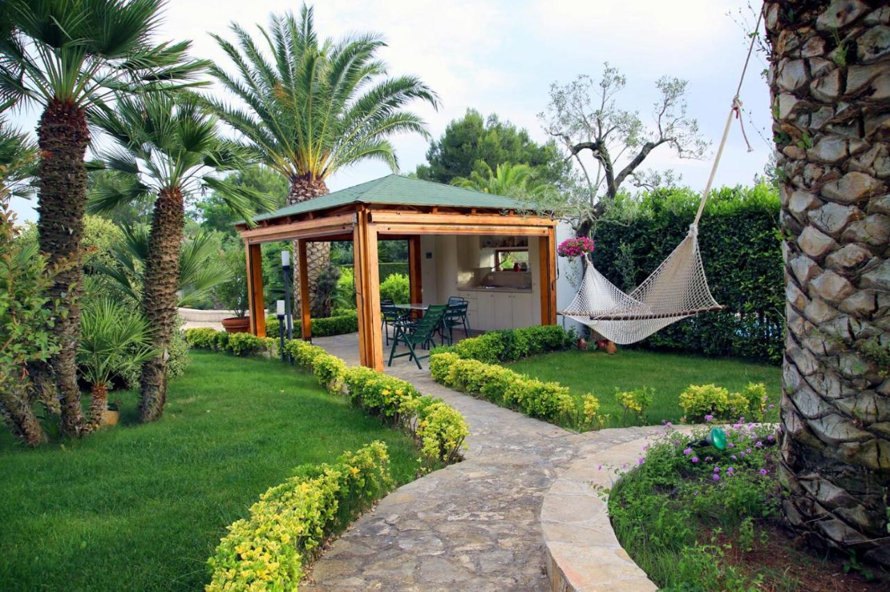 Trullo Al Monte Bed and Breakfast Ceglie Messapica Buitenkant foto