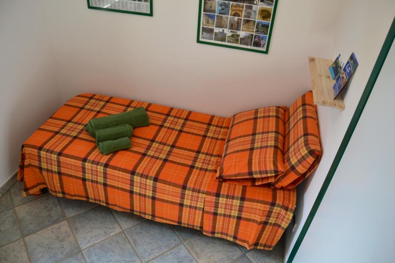 Trullo Al Monte Bed and Breakfast Ceglie Messapica Buitenkant foto
